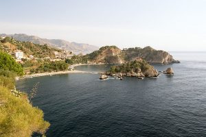 1024px-Isola_Bella_Bay,_Taormina,_Italy,_Sep_2005